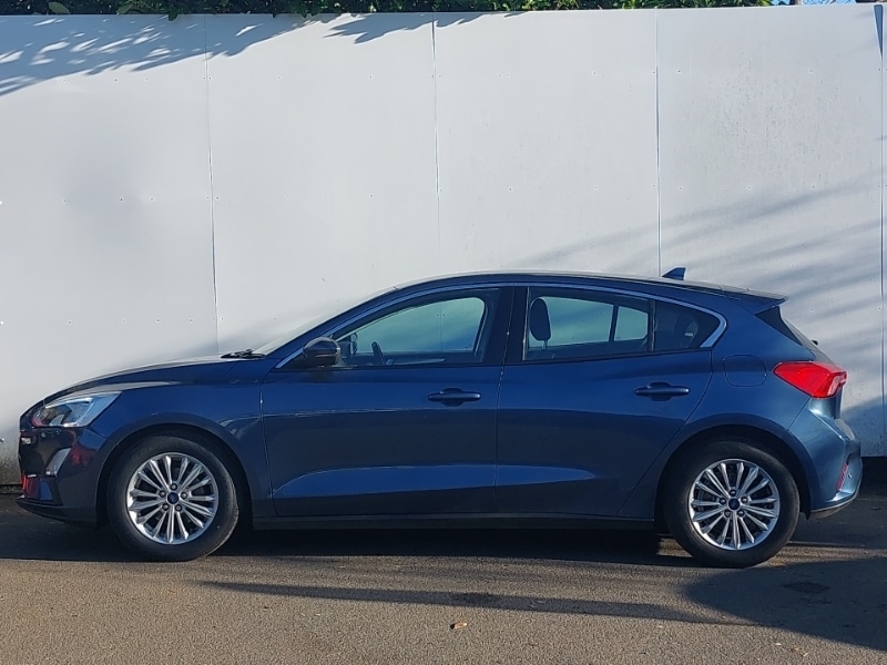 Used Ford Focus 2018 for sale - 77543935: Photo 4