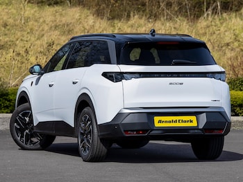 Used Peugeot 5008 2025 for sale - 76630579: Photo