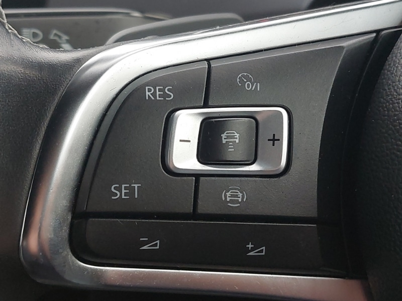 Used Volkswagen Touran 2019 for sale - 77596197: Photo 12