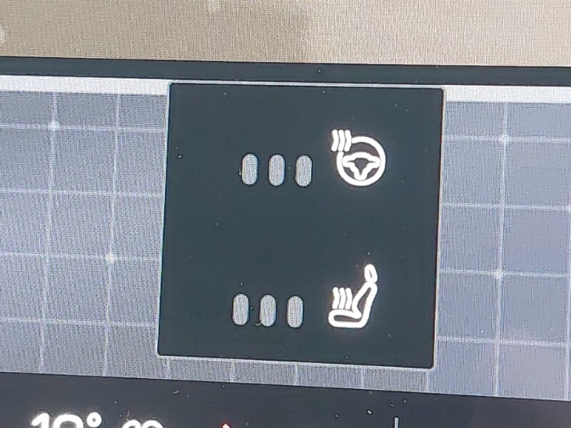 Used Volvo XC40 2023 for sale - 77491309: Photo 18