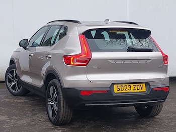 Used Volvo XC40 2023 for sale - 77491309: Photo