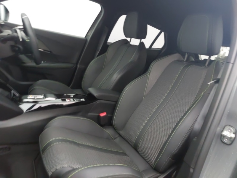 Used Peugeot 2008 2025 for sale - 76822301: Photo 5