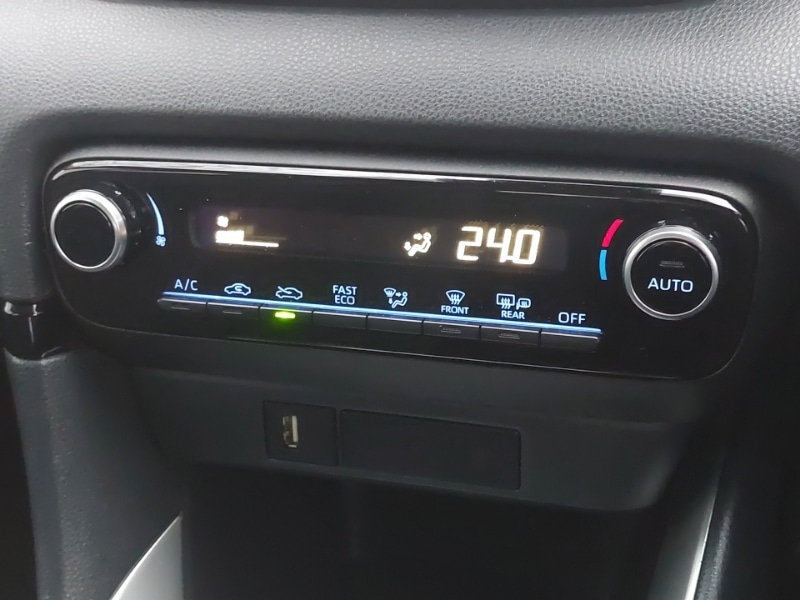 Used Toyota Yaris 2023 for sale - 77999785: Photo 19