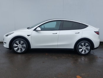 Used Tesla Model Y 2022 for sale - 76199372: Photo 4