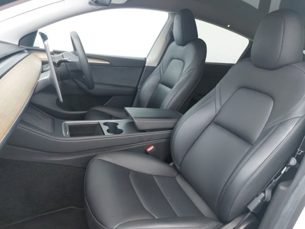 Used Tesla Model Y 2022 for sale - 76199372: Photo 5