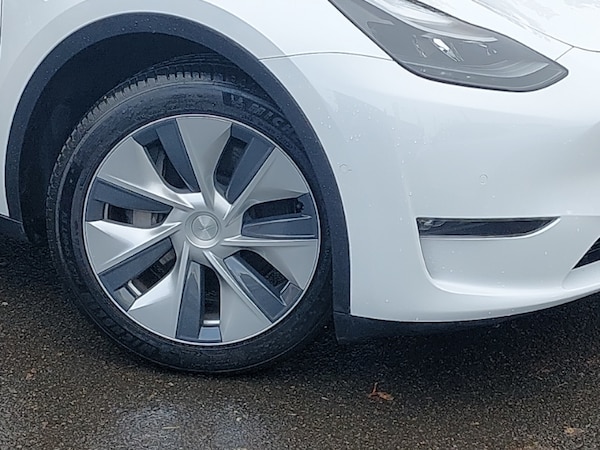Used Tesla Model Y 2022 for sale - 76199372: Photo 9