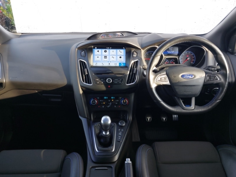 Used Ford Focus 2017 for sale - 77097117: Photo 2