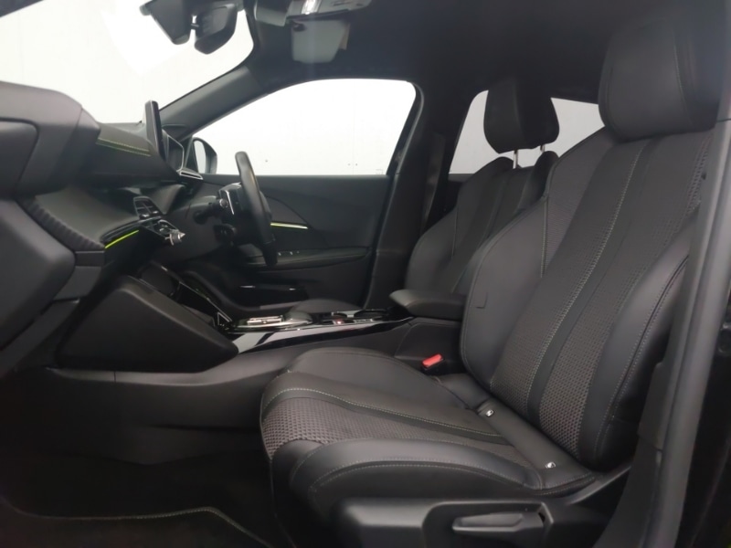 Used Peugeot 2008 2022 for sale - 77141373: Photo 5