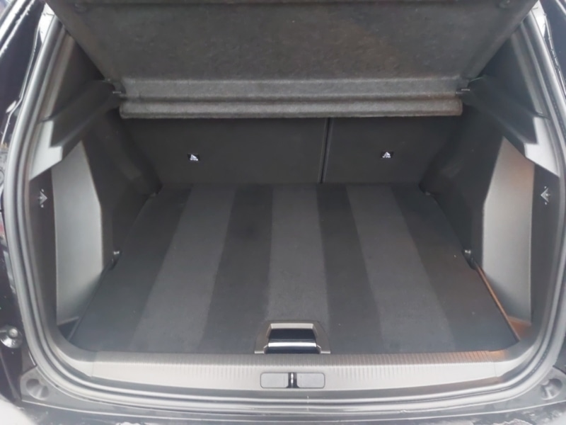 Used Peugeot 2008 2022 for sale - 77141373: Photo 8