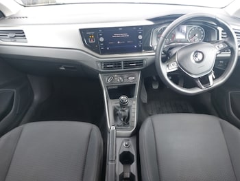 Used Volkswagen Polo 2018 for sale - 78411109: Photo