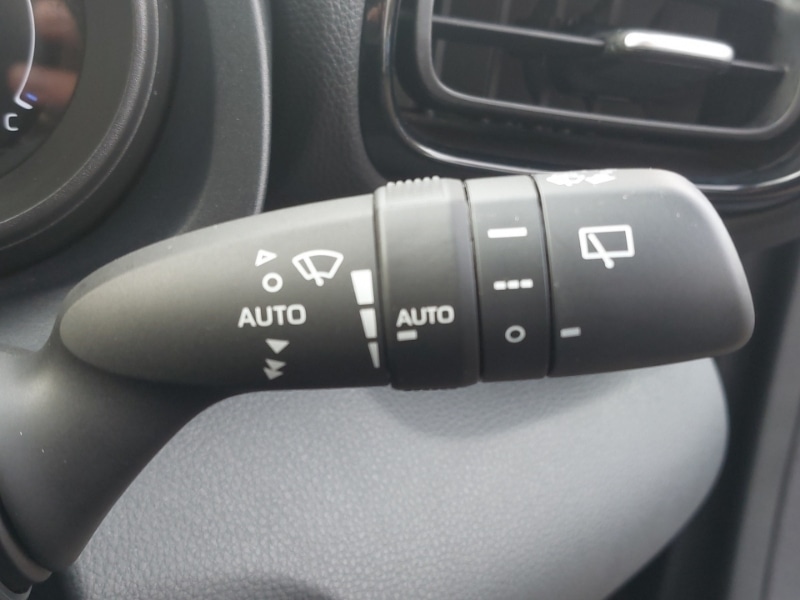 Used Toyota Yaris Cross 2022 for sale - 76465461: Photo 15