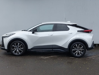 Used Toyota C-HR 2024 for sale - 78884644: Photo