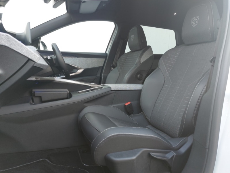 Used Peugeot 5008 2025 for sale - 77012586: Photo 5