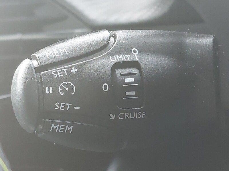 Used Peugeot 208 2023 for sale - 77448309: Photo 14