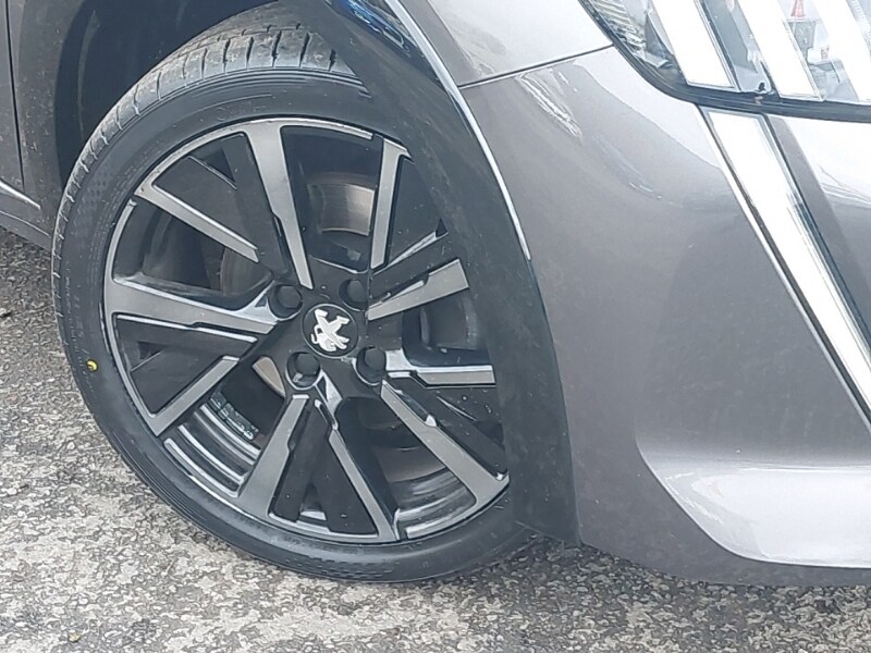 Used Peugeot 208 2023 for sale - 77448309: Photo 9