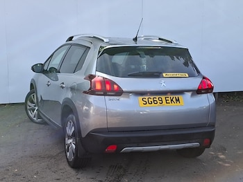 Used Peugeot 2008 2019 for sale - 79263253: Photo