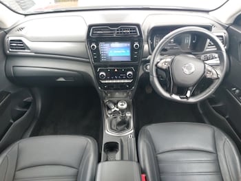 Used Ssangyong Tivoli 2022 for sale - 77999799: Photo