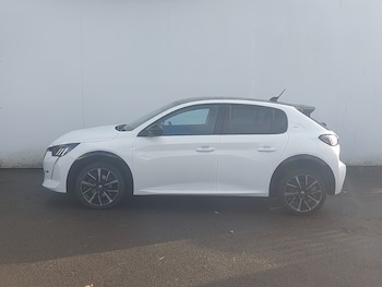 Used Peugeot 208 2023 for sale - 77086794: Photo