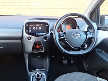 Used Toyota AYGO 2021 for sale - 78327623: Photo