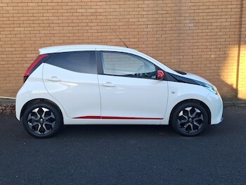 Used Toyota AYGO 2021 for sale - 78327623: Photo