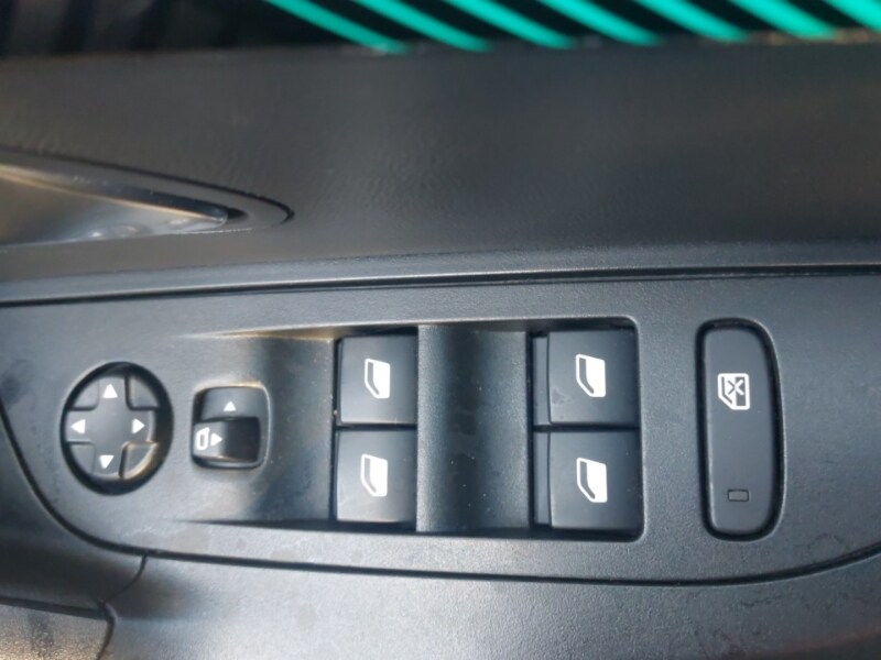 Used Peugeot 2008 2022 for sale - 76779972: Photo 14