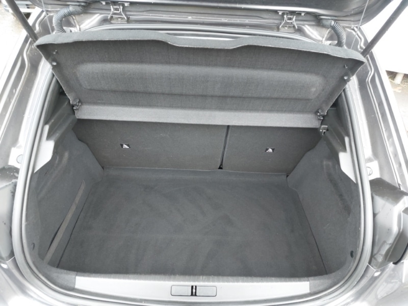 Used Peugeot 208 2022 for sale - 76294027: Photo 8