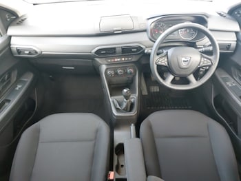 Used Dacia Sandero 2023 for sale - 76174524: Photo