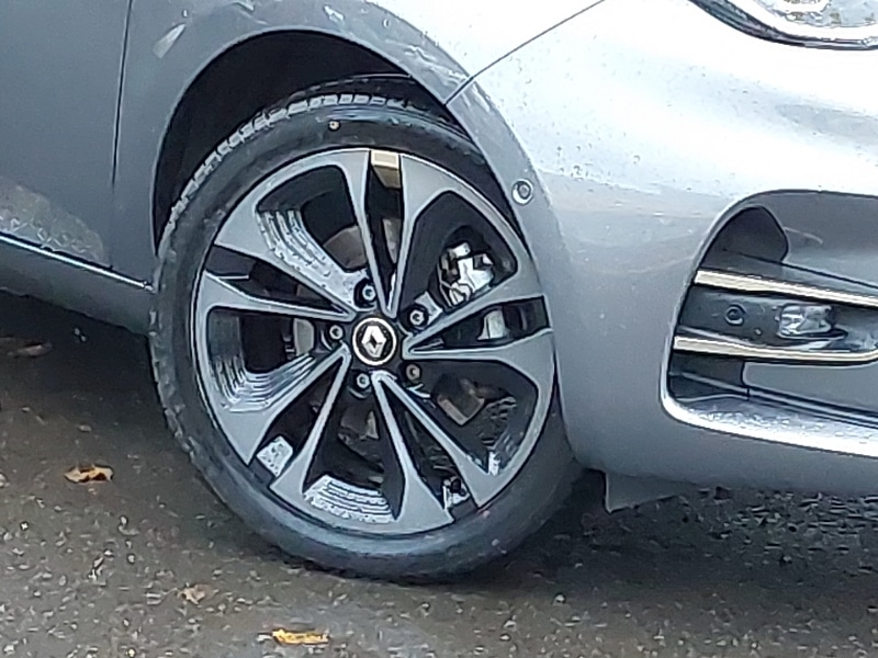 Used Renault Zoe 2023 for sale - 76897608: Photo 9