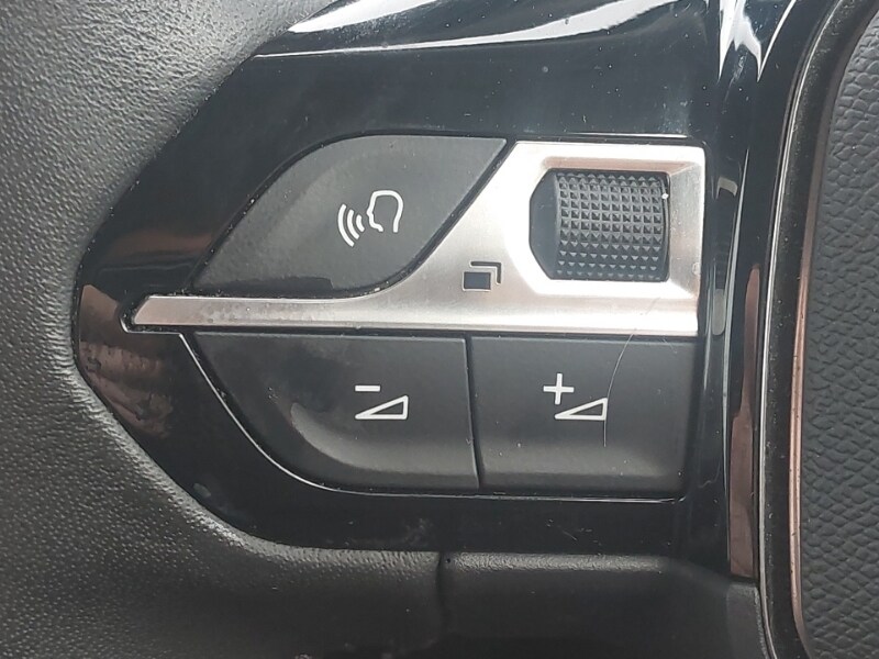 Used Peugeot 2008 2022 for sale - 78155863: Photo 12