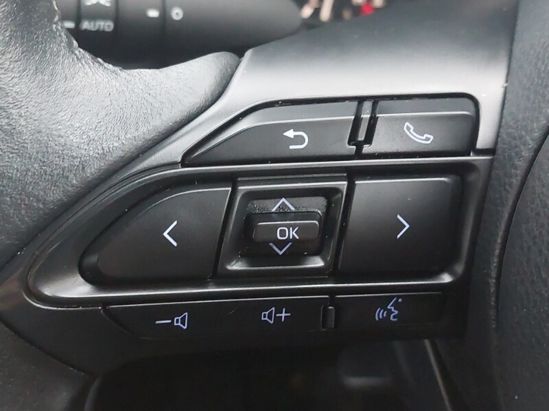 Used Toyota Yaris 2023 for sale - 77299525: Photo 12