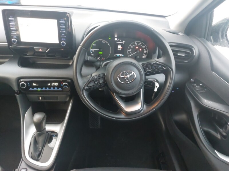 Used Toyota Yaris 2023 for sale - 77299525: Photo 7