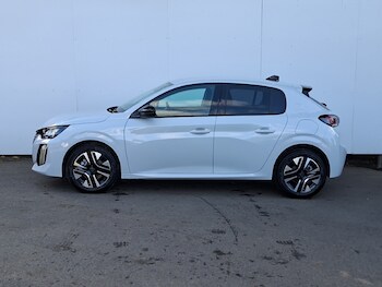 Used Peugeot 208 2026 for sale - 79549832: Photo
