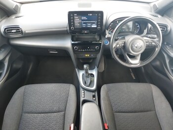 Used Toyota Yaris Cross 2022 for sale - 77580391: Photo