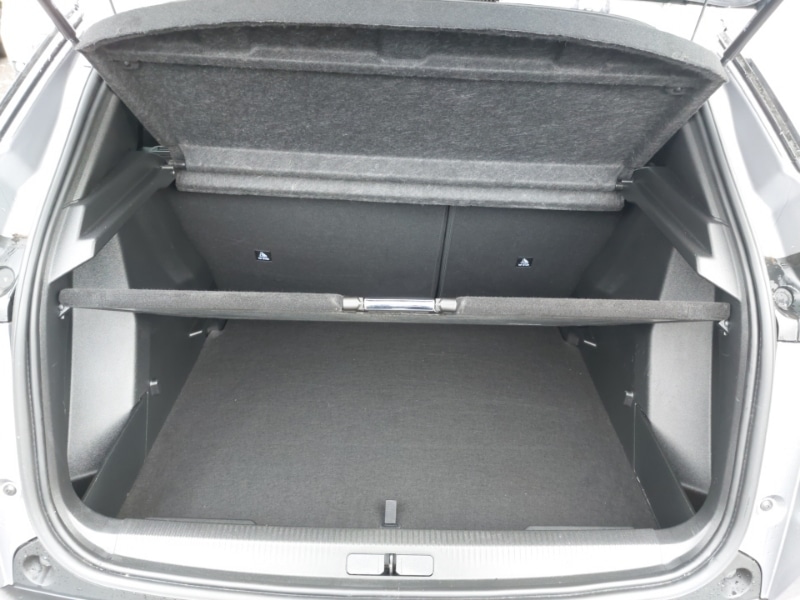 Used Peugeot 2008 2024 for sale - 76172091: Photo 8