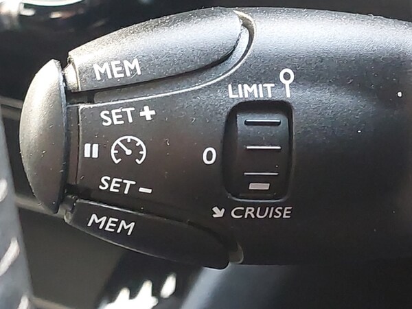 Used Peugeot 208 2023 for sale - 76237971: Photo 15
