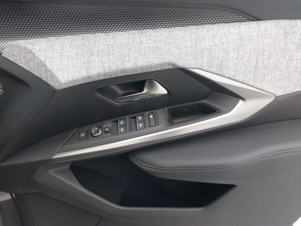 Used Peugeot 3008 2025 for sale - 76155771: Photo 16