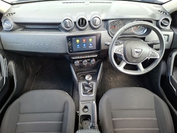 Used Dacia Duster 2022 for sale - 79457877: Photo