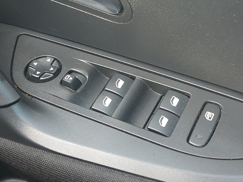 Used Peugeot 2008 2022 for sale - 76663920: Photo 16