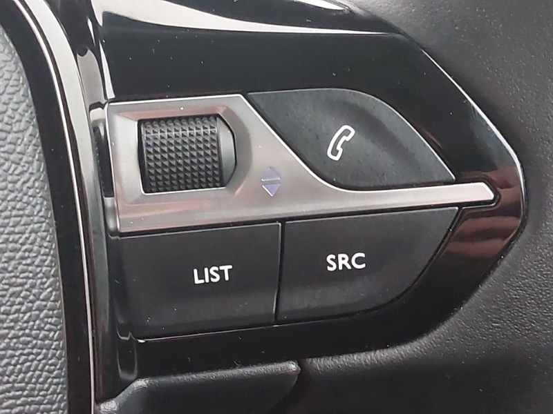 Used Peugeot 2008 2022 for sale - 77141388: Photo 13