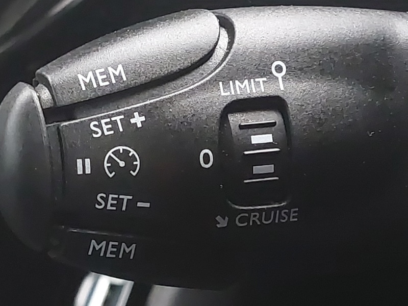 Used Peugeot 2008 2022 for sale - 77141388: Photo 14