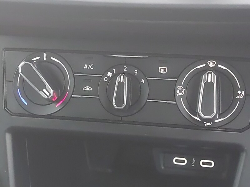 Used Volkswagen Polo 2023 for sale - 76518719: Photo 16