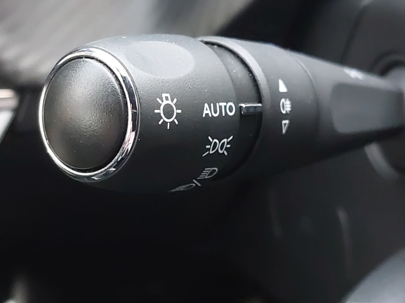 Used Peugeot 208 2020 for sale - 77028462: Photo 12