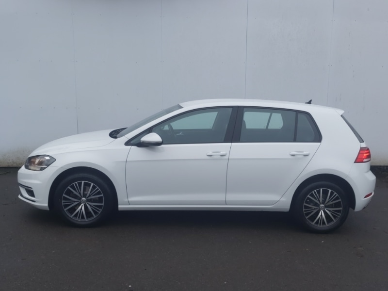 Used Volkswagen Golf 2017 for sale - 77034864: Photo 4