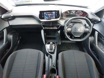 Used Peugeot 2008 2020 for sale - 76403660: Photo