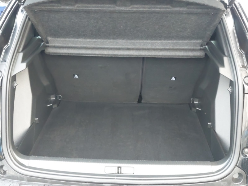 Used Peugeot 2008 2020 for sale - 76403660: Photo 8