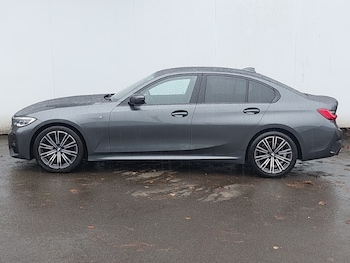 Used BMW 3 Series 2021 for sale - 76613846: Photo