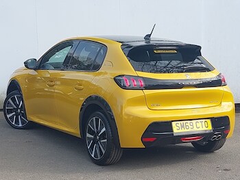 Used Peugeot 208 2020 for sale - 77932980: Photo