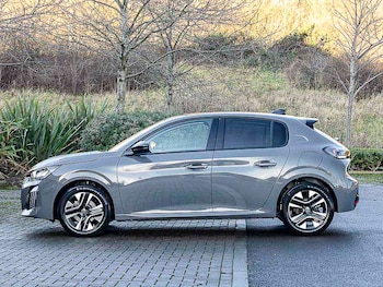 Used Peugeot 208 2025 for sale - 76150510: Photo 4