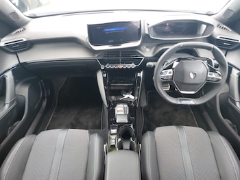 Used Peugeot 2008 2025 for sale - 78312259: Photo