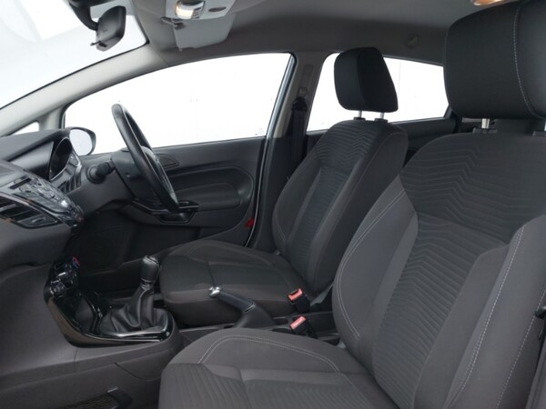 Used Ford Fiesta 2015 for sale - 76301821: Photo 5